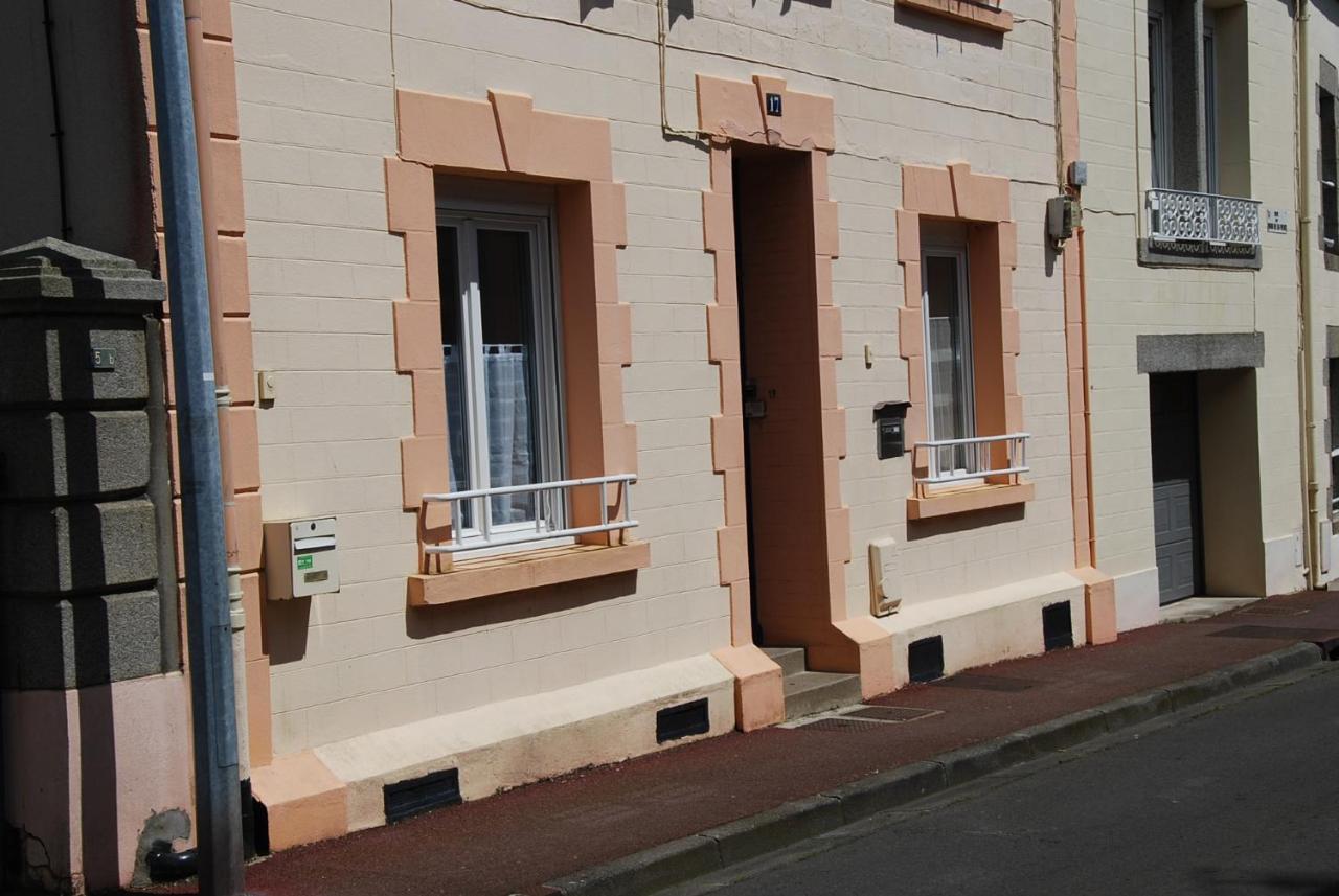Apartment 17 Rue Du Puits De La Place Granville